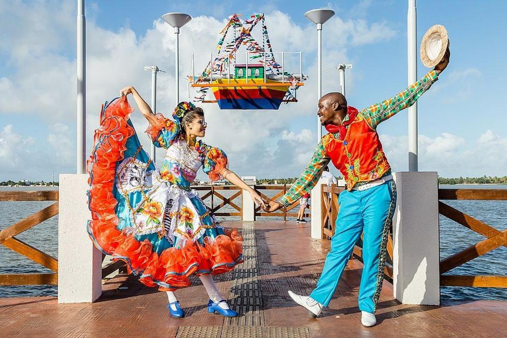 アラカジュ Oceano Azul Hospedagens A 50 M Da Orla-Passarela Do Caranguejoヴィラ エクステリア 写真